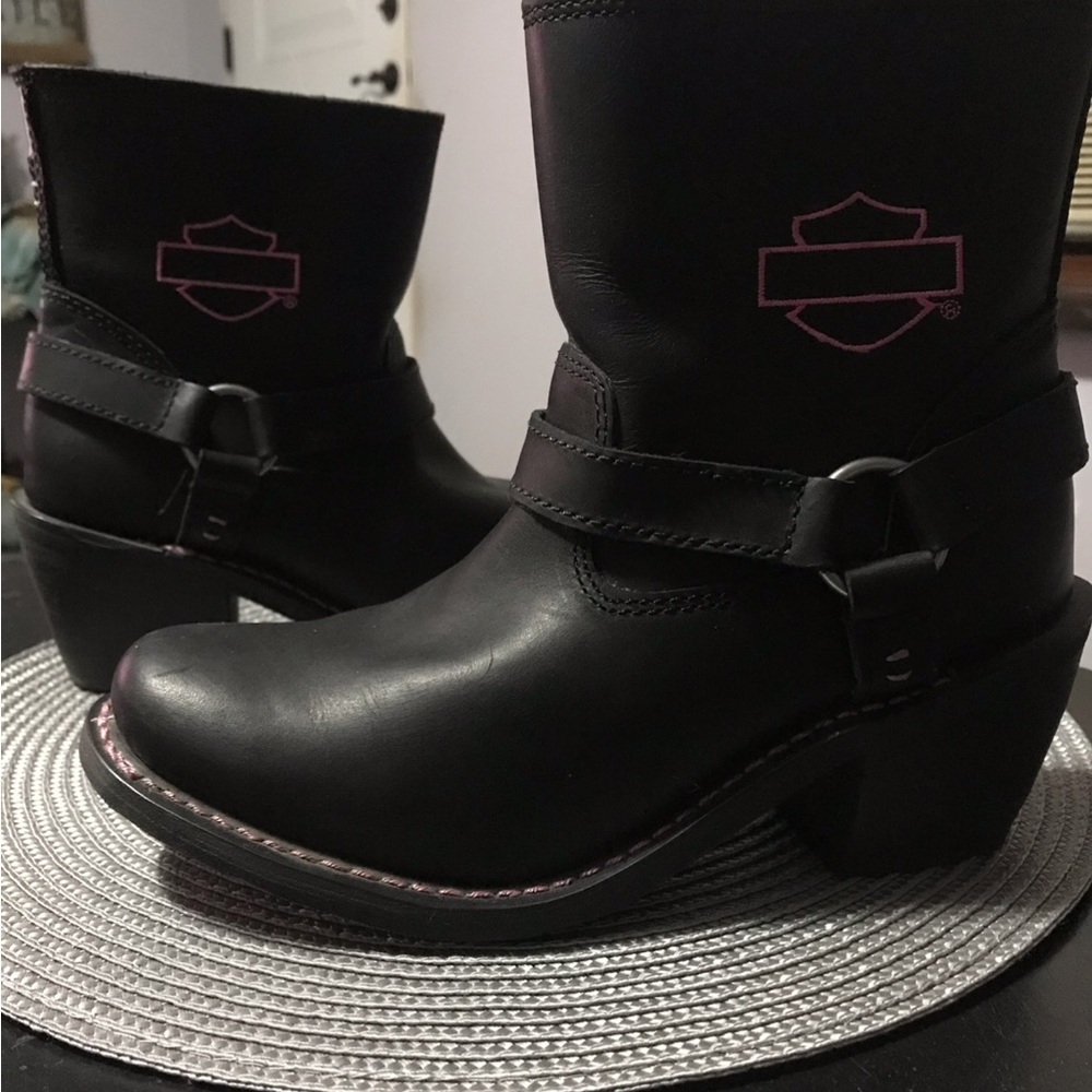 Black Harley Davidson boots. Women’s size 7.5
